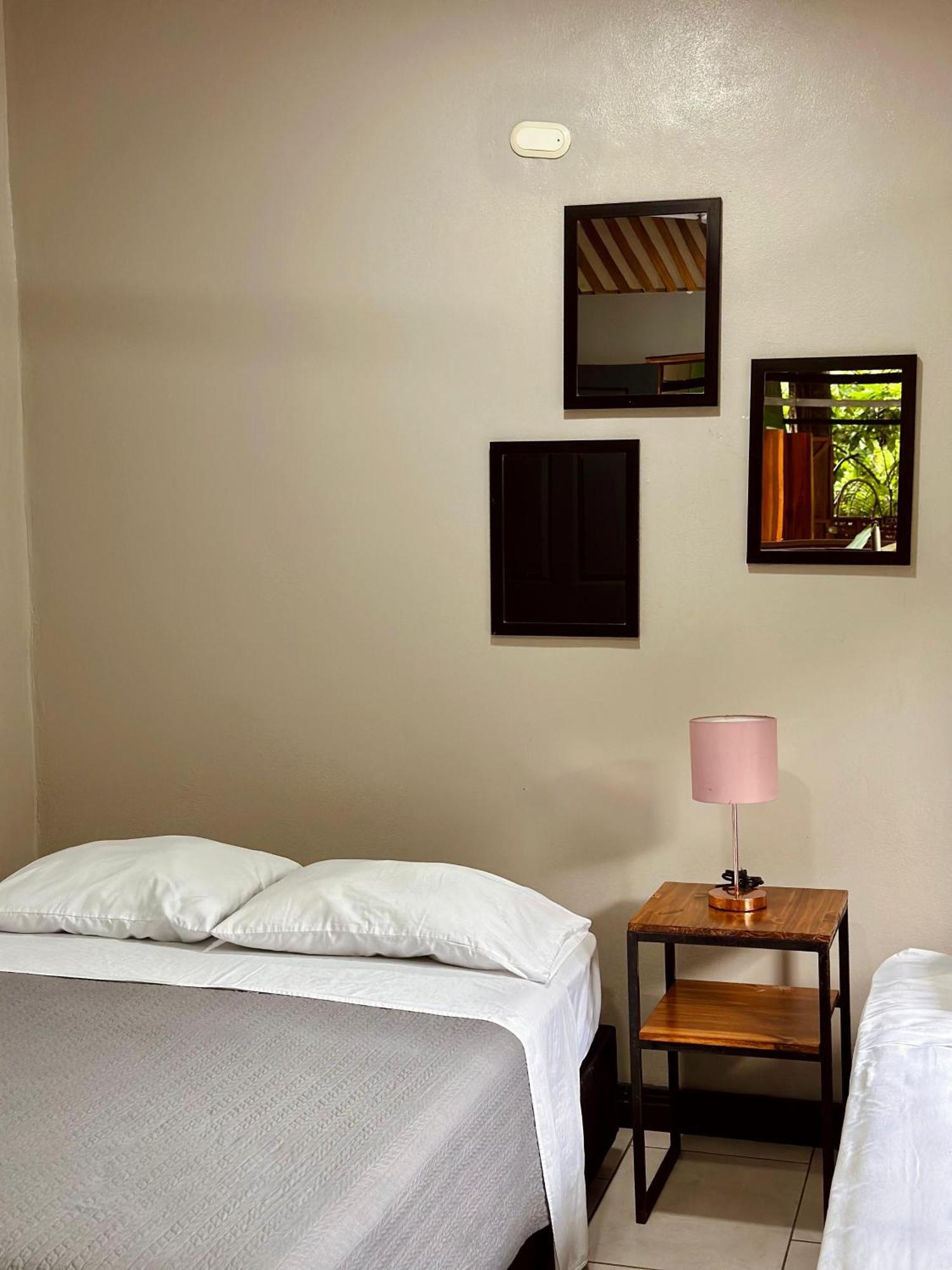 Hotel Boutique The Green Jungle House Puerto Viejo de Talamanca Exterior photo